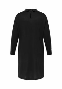 Černé šaty s límečkem, dlouhými rukávy s knoflíkovými manžetami a detaily ve tvaru klíčové dírky na zadní straně. Hladká textura a délka po kolena.