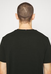 Les Deux Tricou basic - black