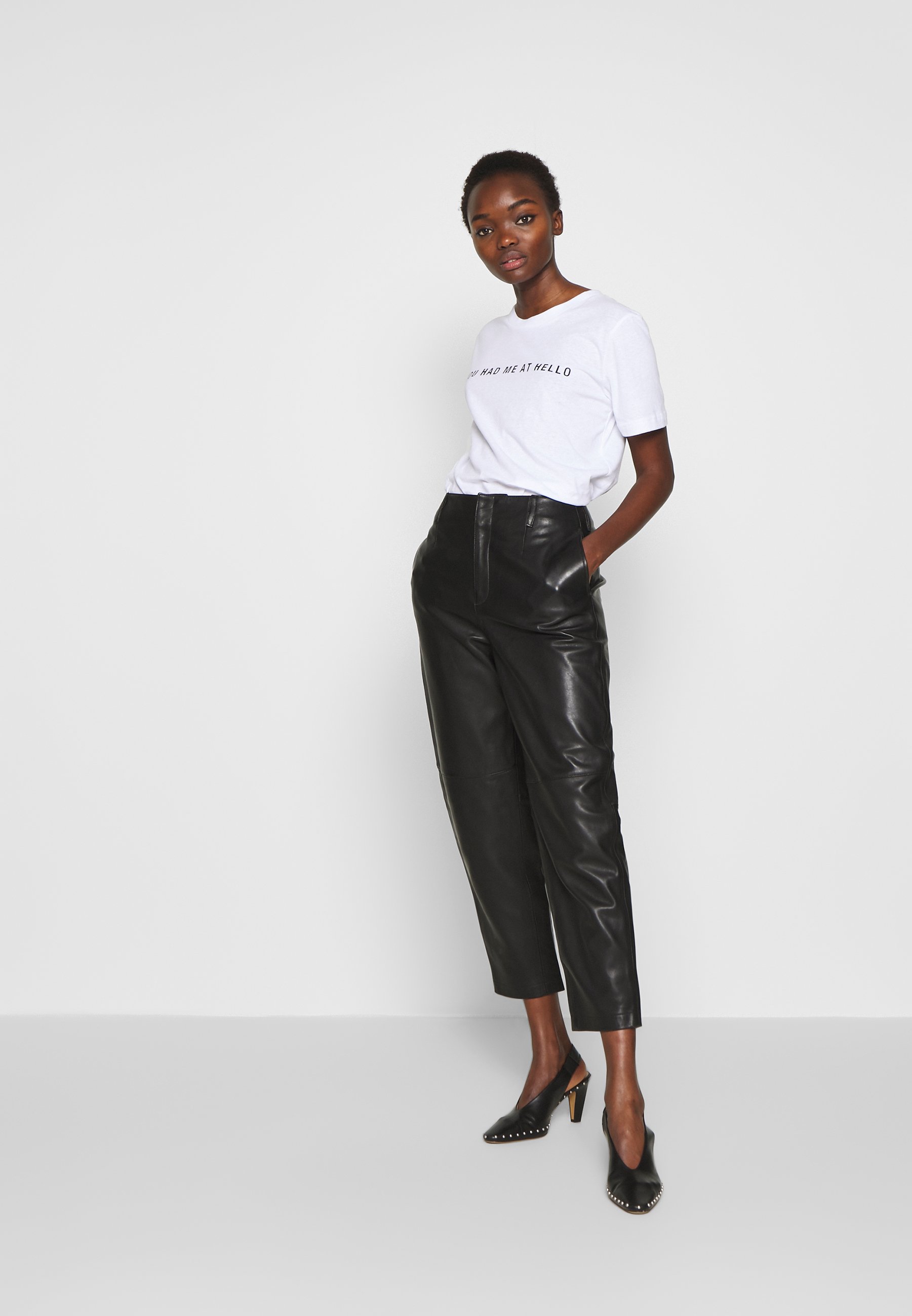 KARLIE TROUSER Skinnbukser black KARLIE TROUSER Skinnbukser black