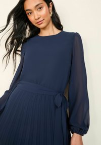 Friends Like These REGULAR FIT - FLUTTER SLEEVE MIDI - Vapaa-ajan mekko - navy