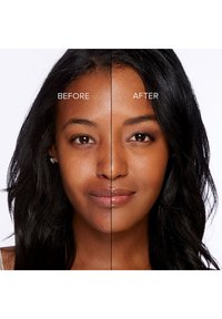 Too Faced BORN THIS WAY FOUNDATION - Foundation - porcelain