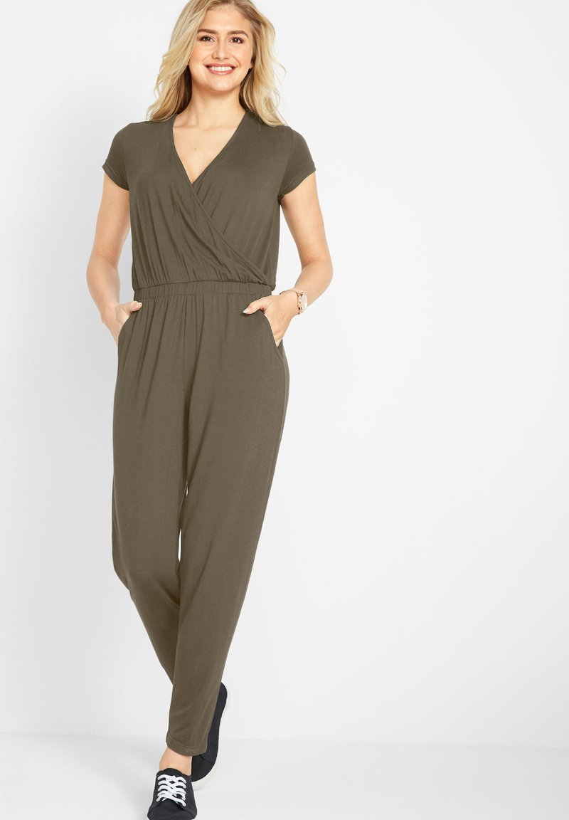 bonprix KNÖCHELLANGER HÜBSCHER MIT RÜCKENAUSSCHNITT Jumpsuit green