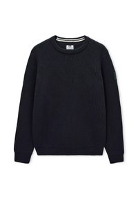 Schwarzer gerippter Strickpullover mit langen Ärmeln und Rundhalsausschnitt, mit einem weißen gestreiften Innenkragen und einem Patch am linken Ärmel.