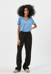 Minimum RYNIH  - T-shirt basic - quiet harbor