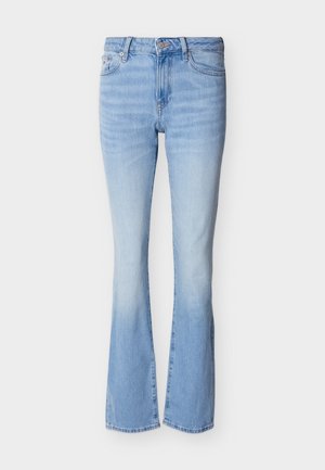 Világoskék farmernadrág magas derékrésszel, gombos és cipzáras záródással, öt zsebbel és bővülő szárakkal.