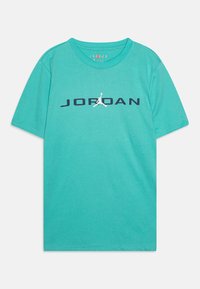 Unselected, washed teal
