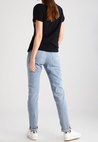 edc by Esprit Camiseta estampada - black