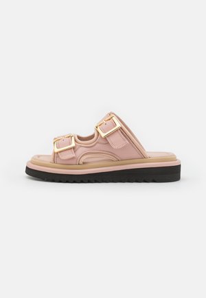 Mules - light pink