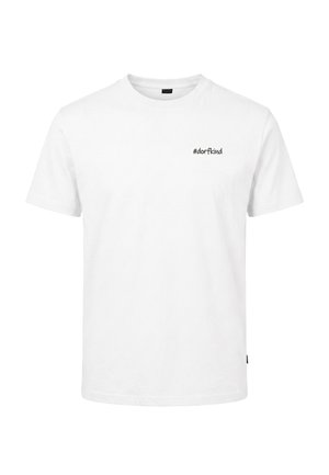 T-shirt bianca a maniche corte con piccolo testo nero "#dorfkind" sull'area sinistra del petto, mostrata su uno sfondo bianco uniforme.