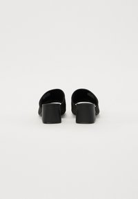 Thumbnail Image 3