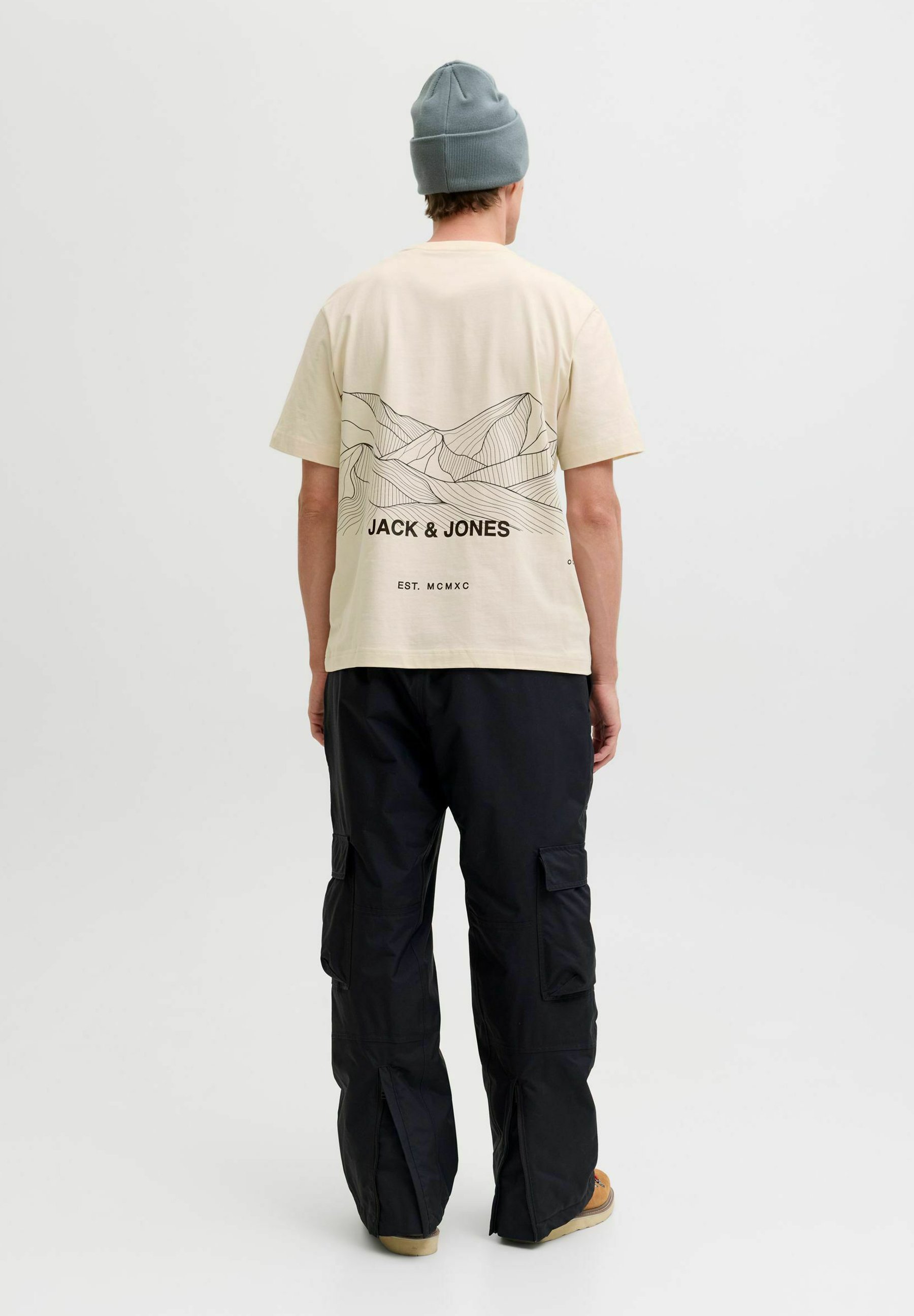 Camiseta Con Gráfico | Camisetas De Hombre | SPF - Springfield
