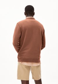 ARMEDANGELS BAARO COMFORT - Sweater - nutshell