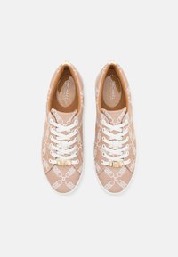 MICHAEL Michael Kors KEATON LACE UP - Tenisice - pale peanut