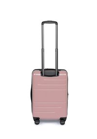 Valigia rigida di colore rosa con finitura liscia, dotata di manico retrattile, quattro ruote e lievi scanalature orizzontali per una texture interessante.