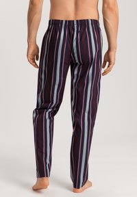 Gestreepte pyjamabroek in marineblauw, lichtgrijs en bordeauxrood, met een rekbare tailleband en een ontspannen pasvorm, met rechte pijpen en zonder zakken.