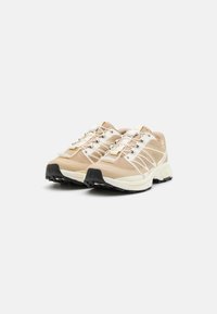 Salomon XT-WINGS 2 UNISEX - Tenisice - white pepper/vanilla ice/transparent yellow