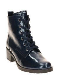 Stivale alla caviglia in finta pelle blu navy con finitura lucida, punta rotonda, design con lacci e tacco basso a blocco per una maggiore stabilità.
