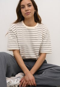 Kaffe WINNY 1/2 SLEEVE - Print T-shirt - ant white steeple gray stripe