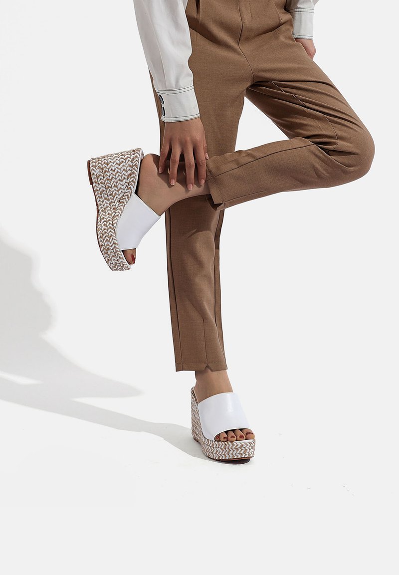 Mules à talons compensés Confortissimo blanc femme | La Halle