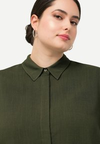 Ulla Popken 3/4 SLEEVE - Blusa - forest green