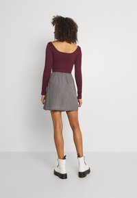 American Eagle Falda acampanada - grey