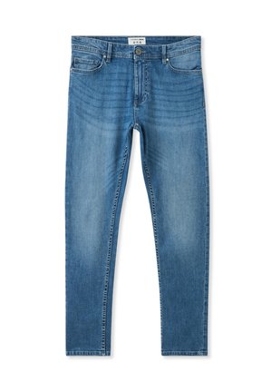 Jeans in denim blu chiaro con taglio dritto. Le caratteristiche includono un classico design a cinque tasche, chiusura con bottone metallico e una leggera sfumatura.