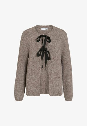 Hellbrauner, gestrickter Cardigan mit strukturiertem Finish, offener Vorderseite, langen Ärmeln und einer Frontbindeschleife aus schwarzem Band.