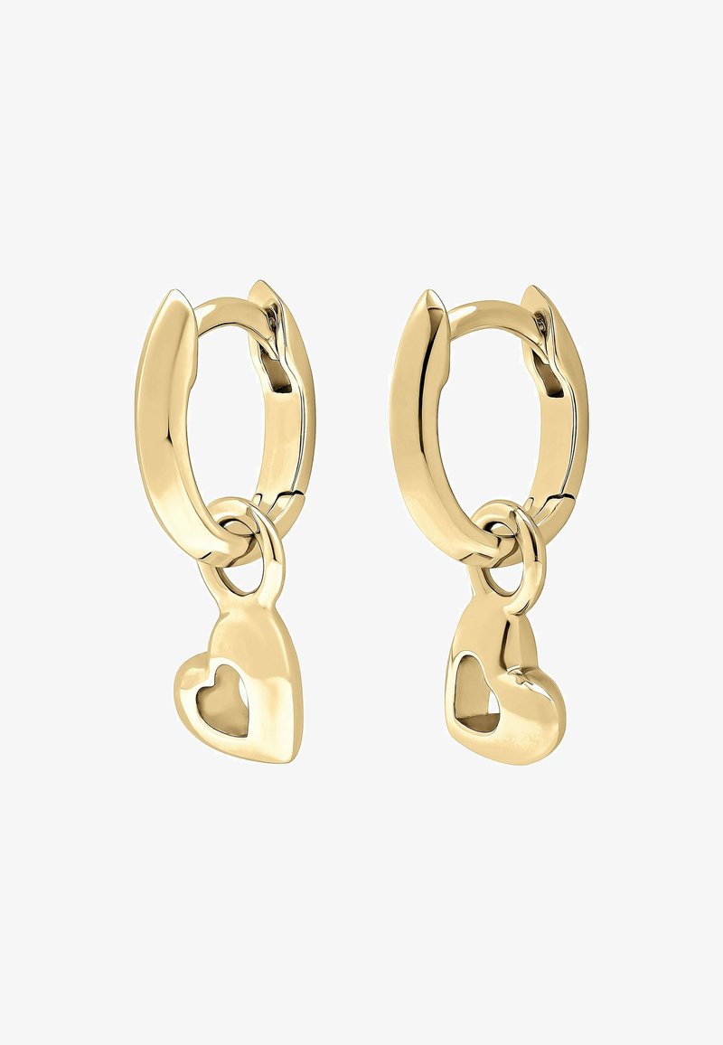 Guldörhängen i form av hoops med ett hjärtformat hänge, polerad yta och en texturerad design på hjärtat, fäst med en slät kedja.