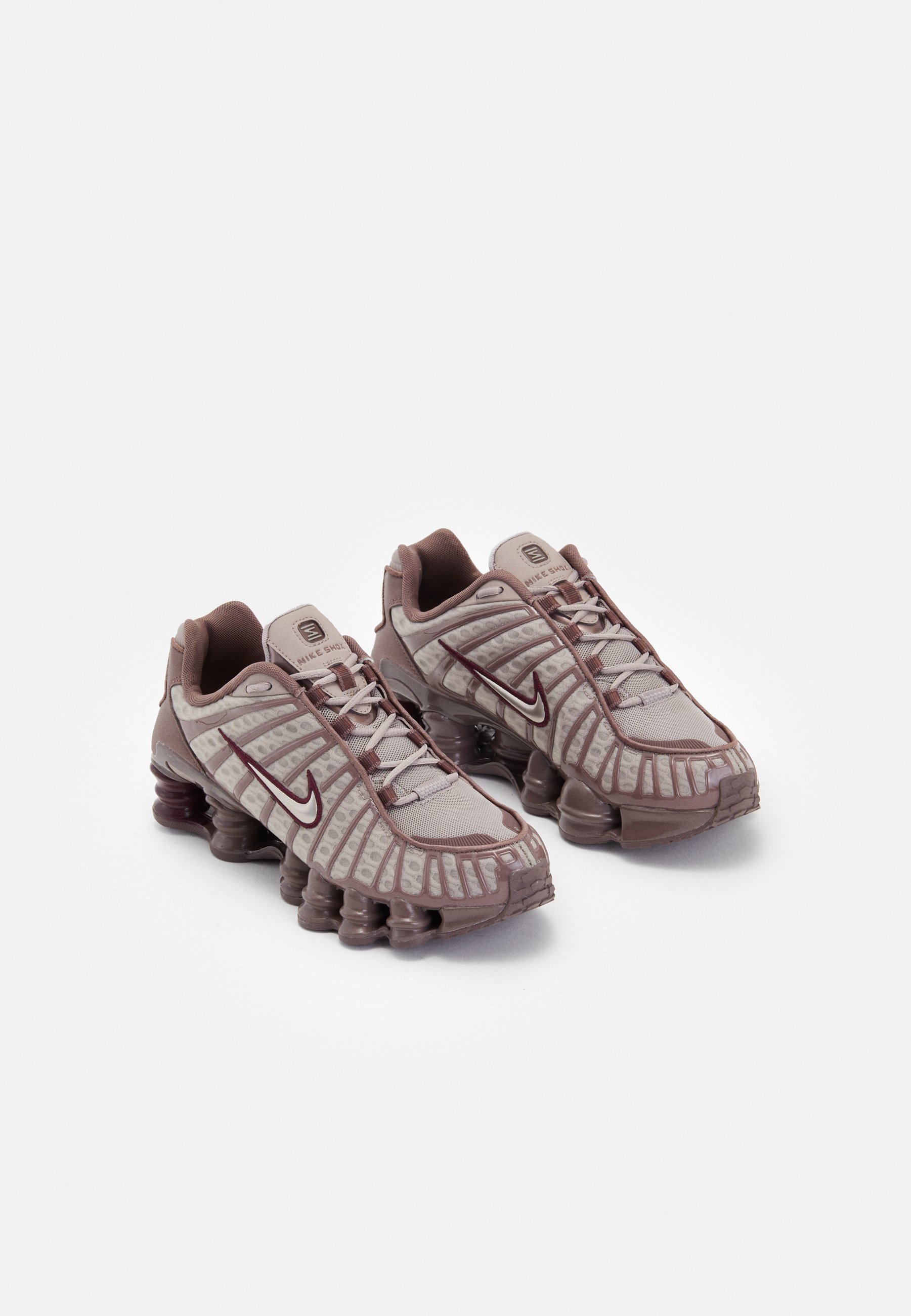 Nike Sportswear SHOX TL - Sneaker low - pumice/night maroon/plum 