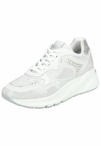 Hvide sneakers med en glat overflade, prydet med skinnende rhinsten, har et struktureret design og en polstret sål for komfort.