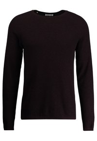 Ciemnobrązowy sweter z długim rękawem, dziergany, z okrągłym dekoltem i gładką fakturą, prezentowany na białym tle.