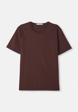 Dark burgundy short-sleeve t-shirt made from soft cotton. Features a round neckline and a relaxed fit with no visible patterns or hardware.