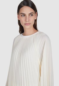 Marc Aurel Bluse - milk