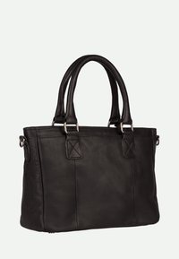 Zwarte leren handtas met dubbele handgrepen, een gestructureerde afwerking, vierkante vorm, twee zijnaadjes en accenten van zilver hardware.