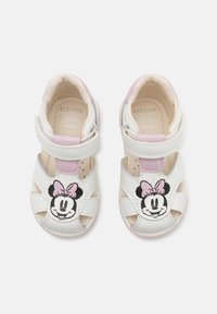 Geox ZAPITO GIRL - Sandale - white/pink