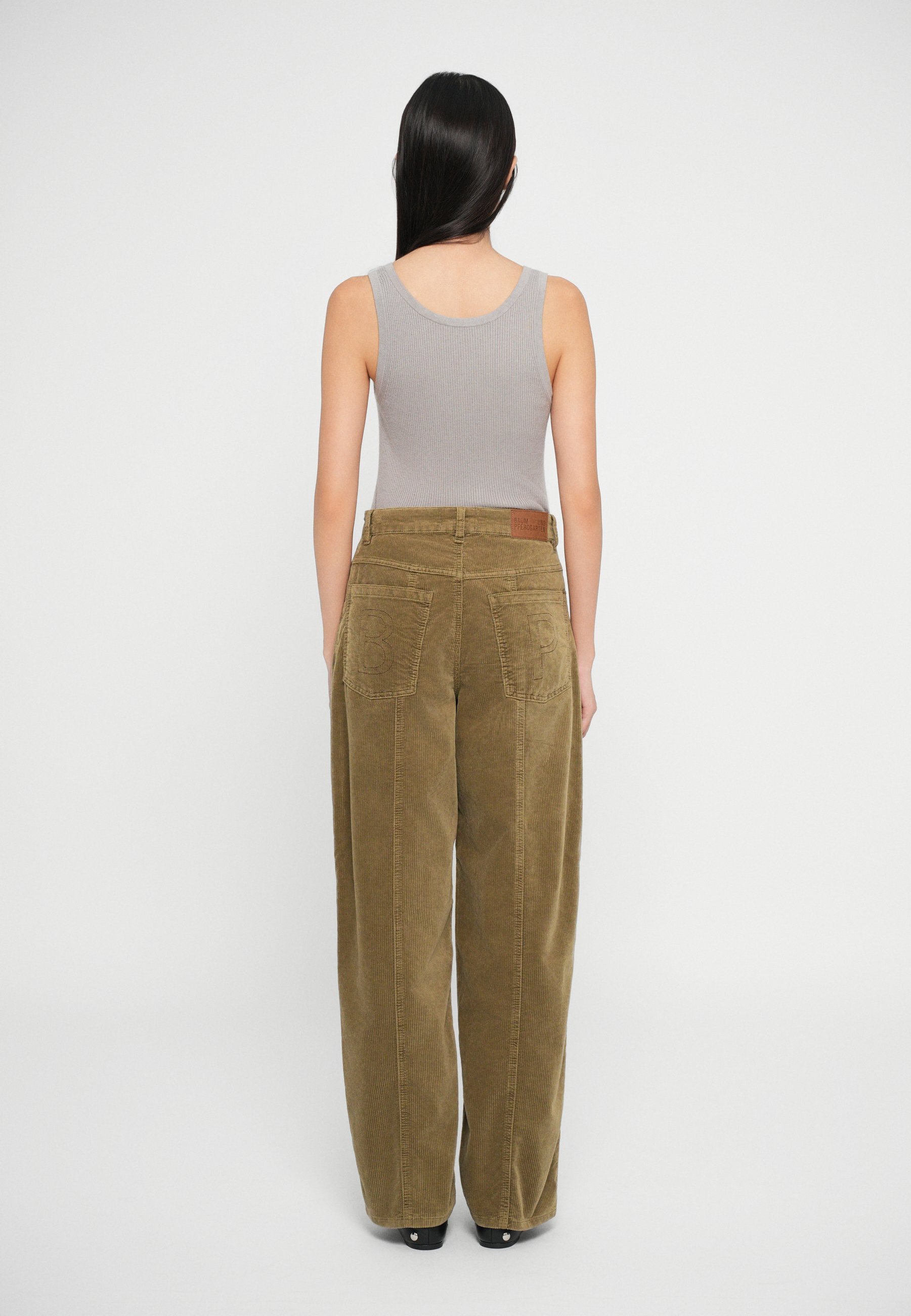 Baum und Pferdgarten NARA - Trousers - olive - Zalando