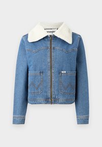 Farmerdzseki cipzárral elöl, világoskék színben, műszőrme gallérral, két elülső zsebel zig-zag varrással, és Wrangler logó részlettel.