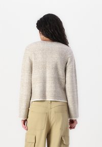 Abercrombie & Fitch Novelty Button Tweed-Inspired Sweater Jacket - Overgangsjakke - neutral melange