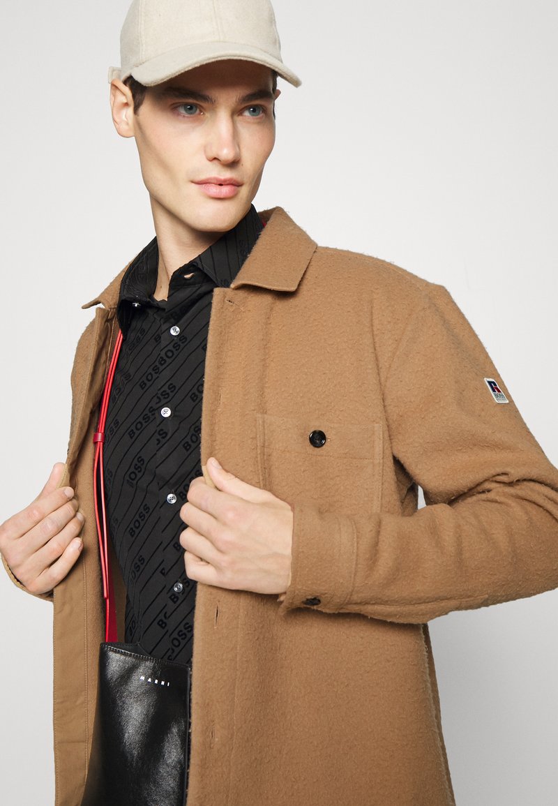Herren Leichte Jacken | BOSS NAMBO Leichte Jacke beige - IS45803 Herren Leichte Jacken | BOSS NAMBO Leichte Jacke beige - IS45803