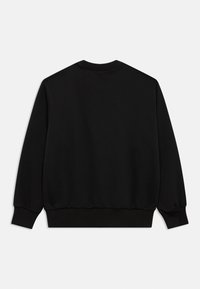 Μαύρο φούτερ με μακριά μανίκια και στρογγυλή λαιμόκοψη, με ριμπ μανσέτες και ζώνη στη μέση, εμφανίζεται από πίσω σε λευκό φόντο.