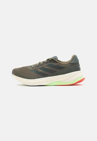 adidas Performance - SUPERNOVA SOLUTION - Stabilni tekaški čevlji - olive strata/legend ivy/green spark Miniaturna slika 1