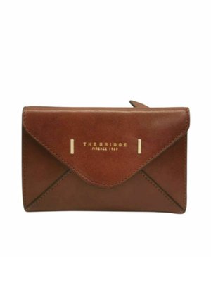 Portafoglio marrone in pelle stile busta con logo dorato "The Bridge Firenze 1969" impresso sulla patta anteriore.