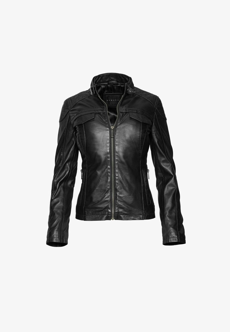 Crna kožna jakna s patentnim zatvaračem, dva bočna džepa i naglascima na ramenima. Glatka tekstura s prianjajućim dizajnom.