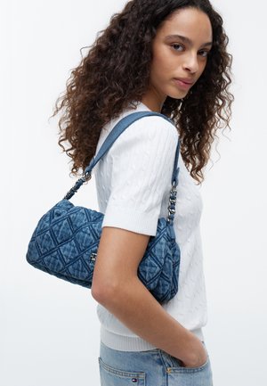 Tommy Hilfiger, FEMININE - Handtas - blue denim