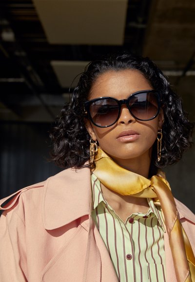 Gucci Sunglasses - black/black/grey