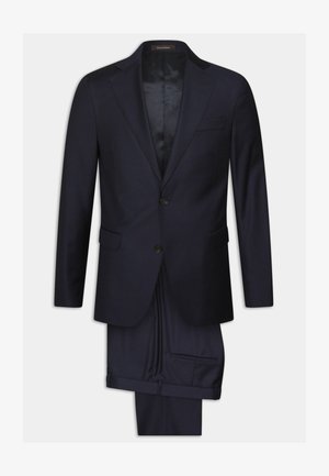 Completo blu navy con giacca a due bottoni e pantaloni con tasche piatte. Realizzato in tessuto liscio, presenta un rever a punte e due tasche laterali.