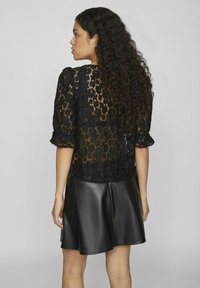VILA VIESMA  - Blúzka - black