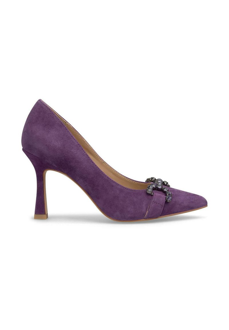 Scarpa con tacco alto in suede viola con punta a punta, decorata con un fiocco e accenti di gemme, dotata di un tacco sottile.