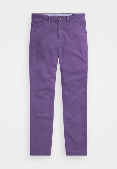 Paarse corduroy broek met een recht model, voorzien van een knoopsluiting aan de voorkant en standaard zakken. Gestructureerde stof met fijne ribbels.