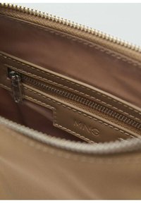 Mango Kabelka - beige